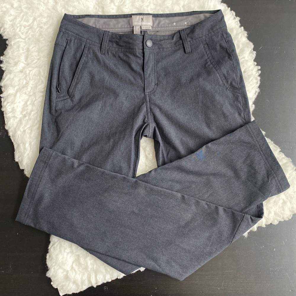 Royal robbins grey regular inseam pants. Womens sz 4 royal robbins pants.